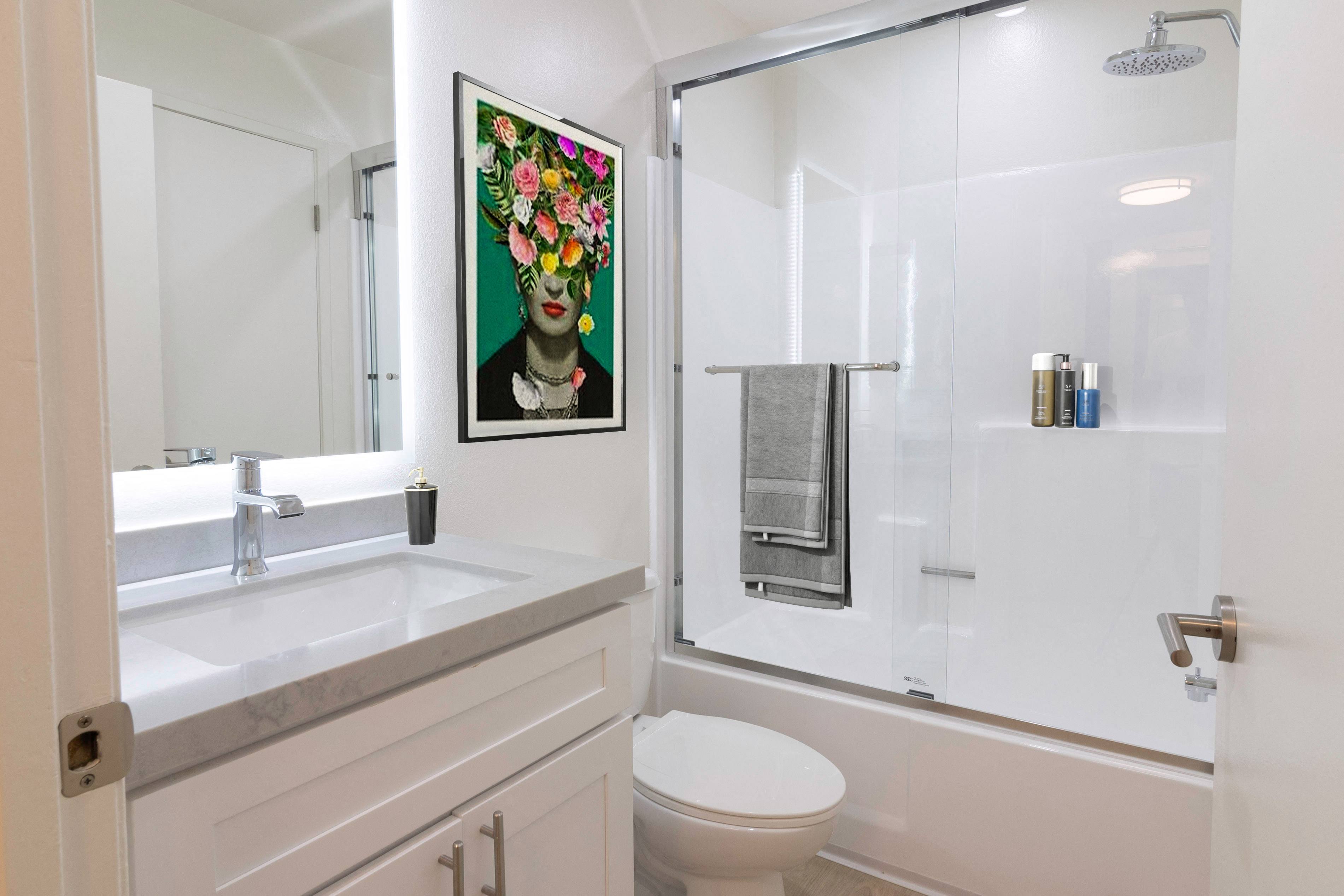 Canoga-Park-Apartments-2b1b-Bath2